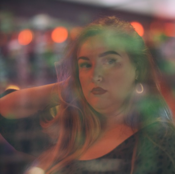 Chloe Mcshane - Photo 2
