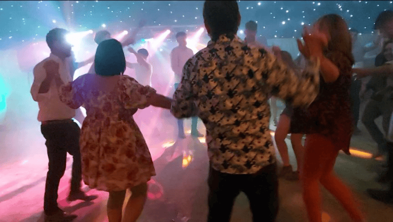 Centre Stage Discos & Karaoke - Photo 4