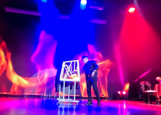 E-VOLUTION  - Photo 5