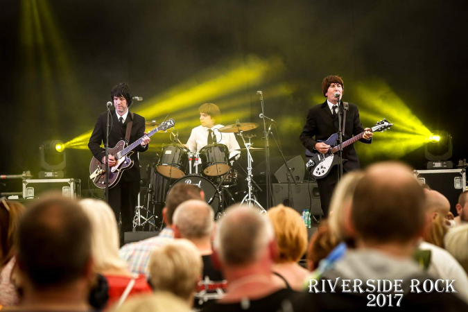 The Beatles Revolution band - Photo 2