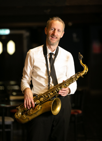 Paul Arnold, saxophonist - Photo 6