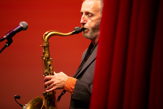 Paul Arnold, saxophonist - Photo 11