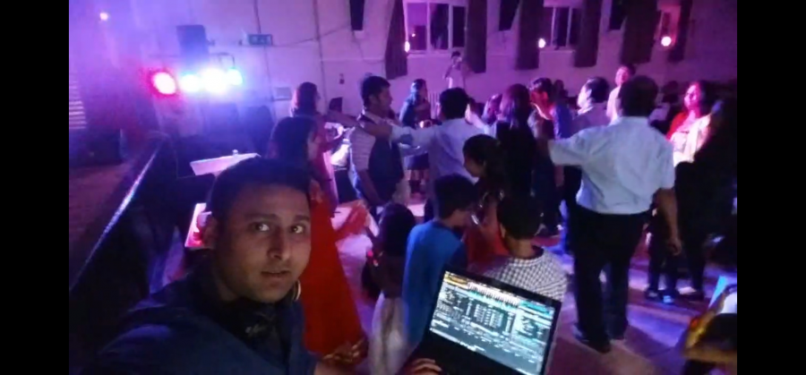 DJ AJ - Photo 3