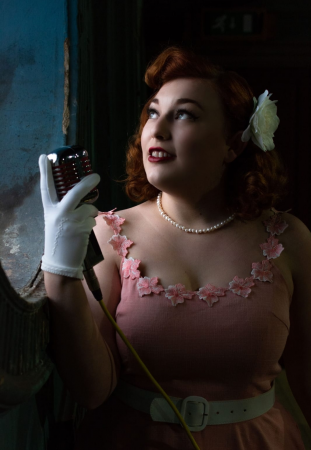 Miss Trixie Holiday  - Photo 4