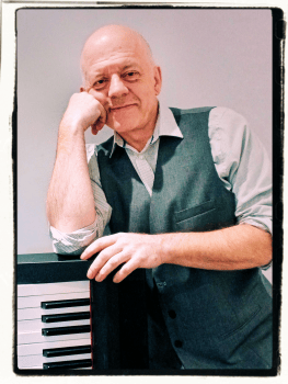 Piano music for your party, wedding or hotel
