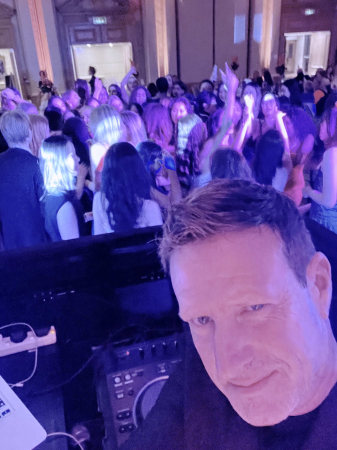 DJ Steve B - Photo 6