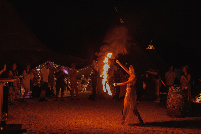 Mesmering fire breathing show - Photo 7