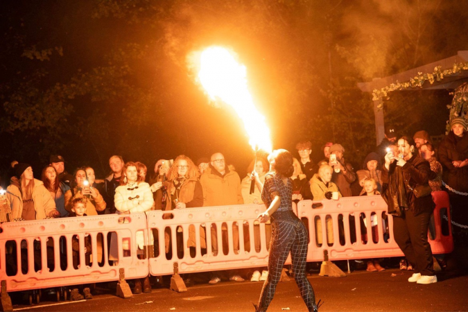 Mesmering fire breathing show - Photo 10