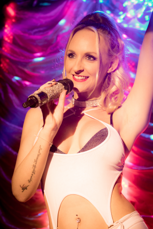 Noughty Anthems - Photo 3