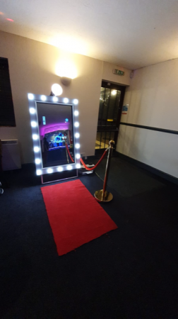 Magic Mirror for hire - Photo 5