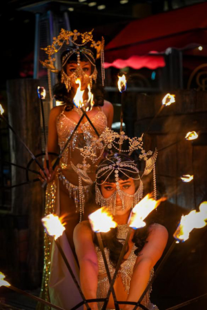 Arabian Night Showgirl Dancers - Photo 3