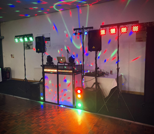 Tony James Mobile Disco - Photo 7