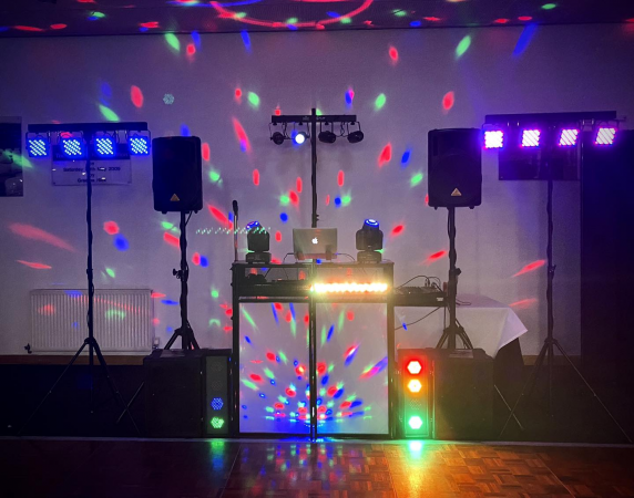 Tony James Mobile Disco - Photo 8