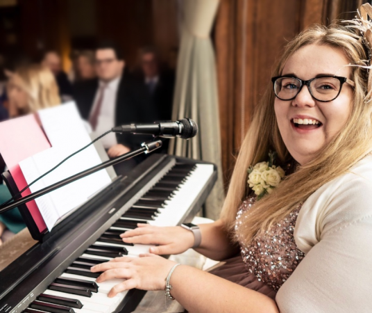 Hannah Grace | Singer, Mezzo Soprano, Entertainer - Photo 6