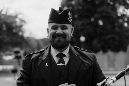 Bagpiper Jason Faulkner
