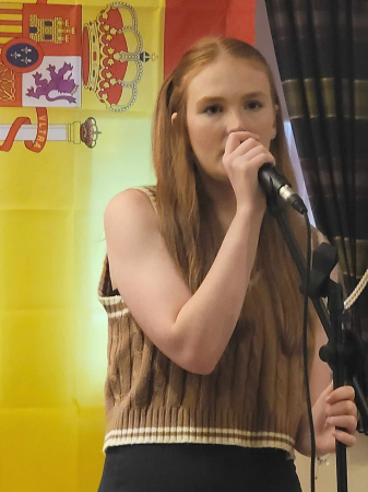 Ellie Sings - Photo 2