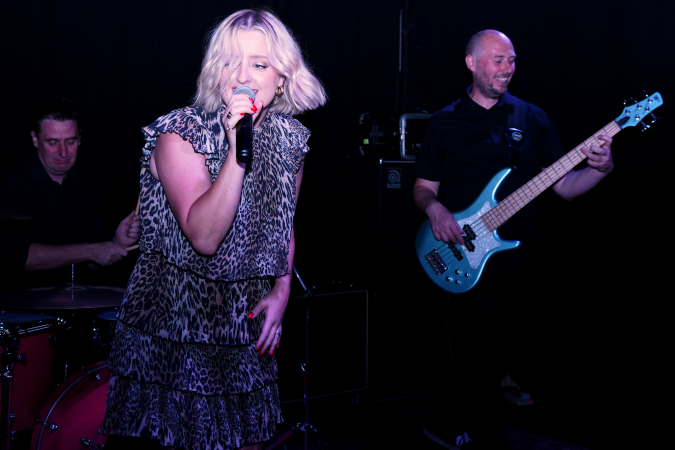 SmallTalk Cover Band - Photo 8