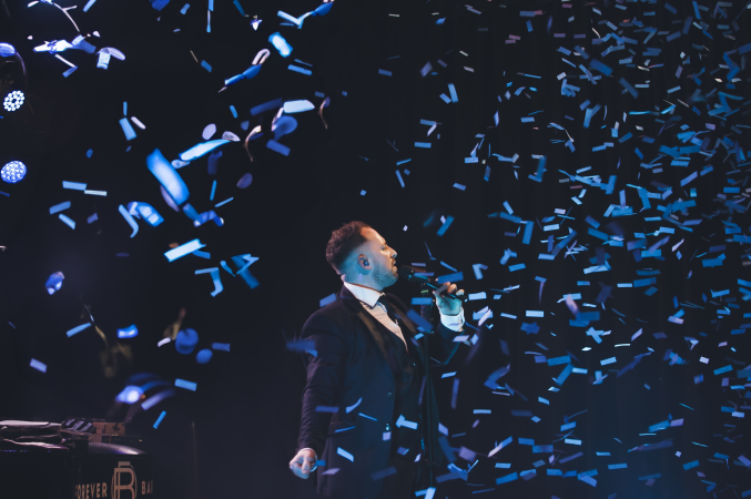 Forever Barlow - A tribute to Gary Barlow & TT - Photo 2