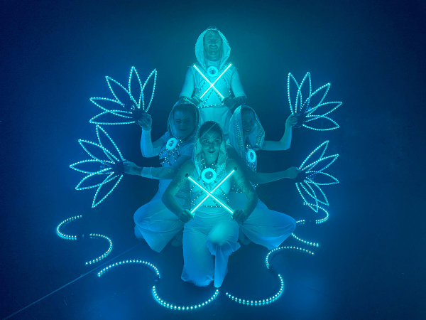 ALIATRIX | Elegant Lightshow - Photo 2