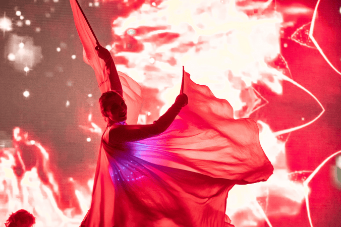ALIATRIX | Elegant Lightshow - Photo 5