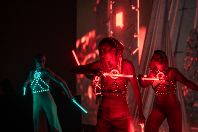 ALIATRIX | Elegant Lightshow - Photo 10
