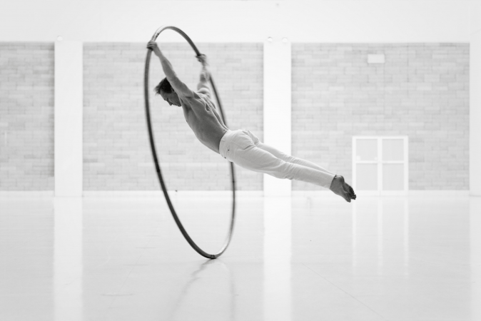 ALIATRIX | Cyrwheel acrobatic show - Photo 4