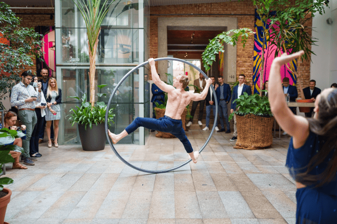 ALIATRIX | Cyrwheel acrobatic show - Photo 6