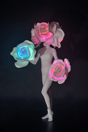ALIATRIX | Flower Walking Act - Photo 4