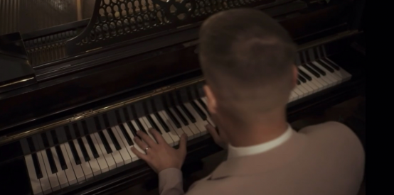 Harry The Pianist