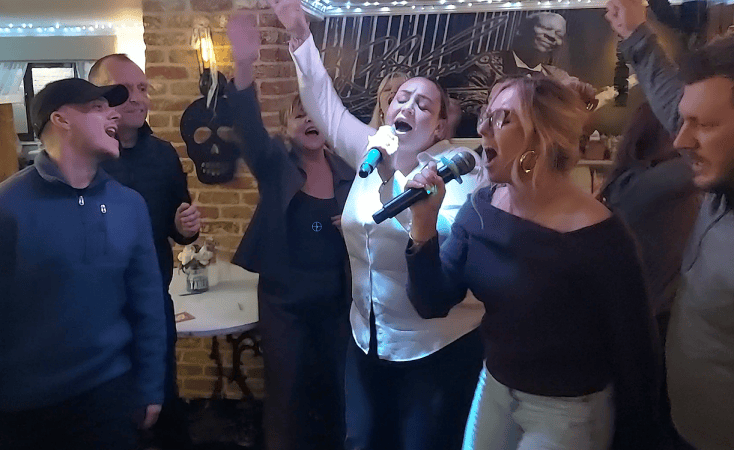 Centre Stage Discos & Karaoke - Photo 7