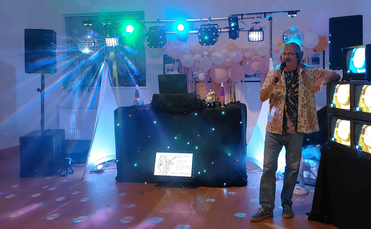 Centre Stage Discos & Karaoke - Photo 13