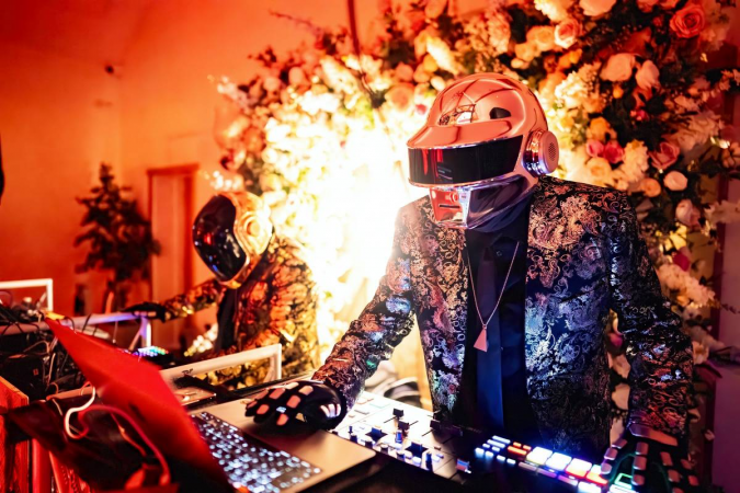 Almost Human Daft Punk Tribute - Photo 2