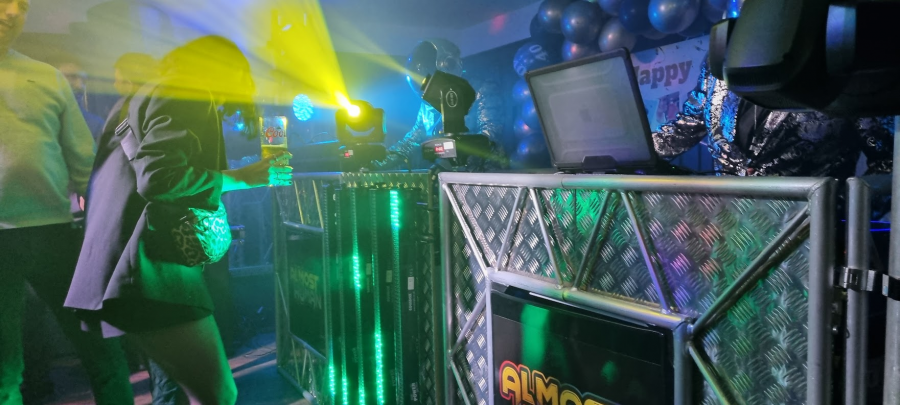 Almost Human Daft Punk Tribute - Photo 11
