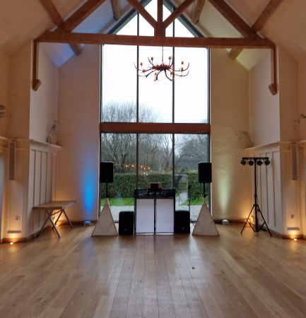 Wedding DJ - Photo 7