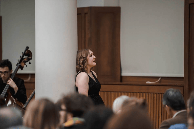 Elizabeth Hardman Soprano - Photo 2