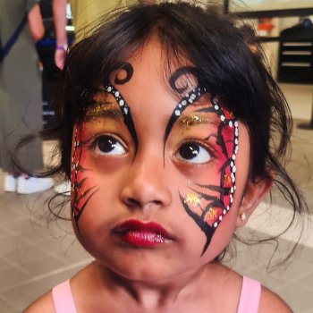 Face Painter / Balloon Twister 