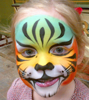 Face Painter / Balloon Twister  - Photo 2