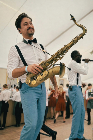 Sam Houghton Sax - Photo 11