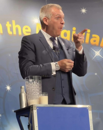 Malcolm the Magician  - Photo 11