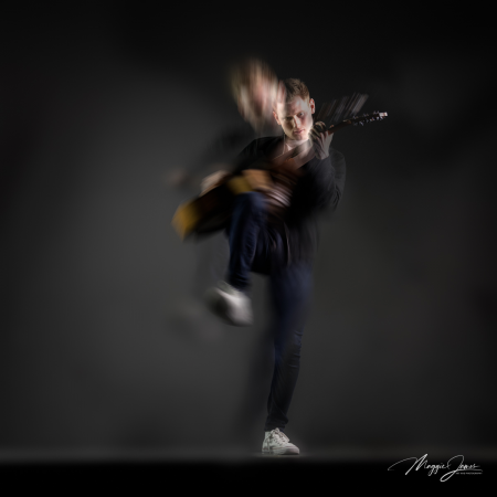 Jamie Felton Singer/Guitarist - Photo 15