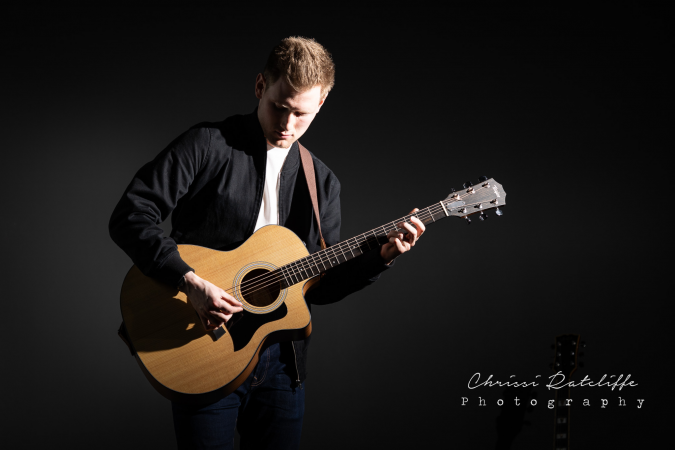 Jamie Felton Singer/Guitarist - Photo 8