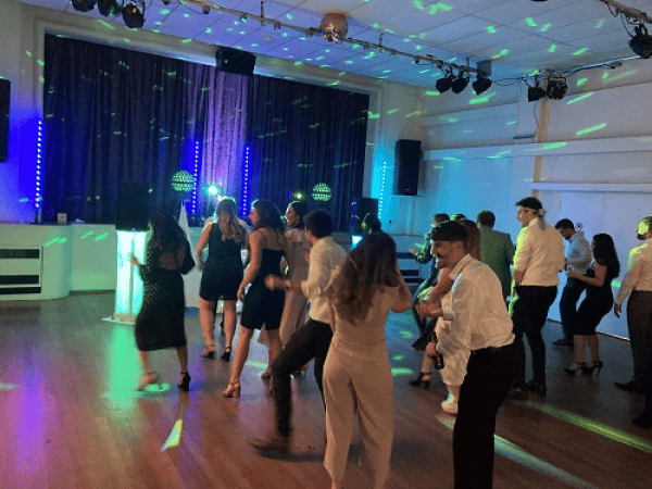 Virtual DJ Brings The Best Vibes To Dance-Floors - Photo 5