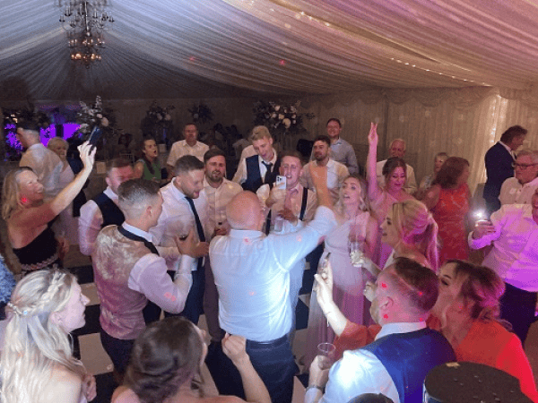 Virtual DJ Brings The Best Vibes To Dance-Floors - Photo 8