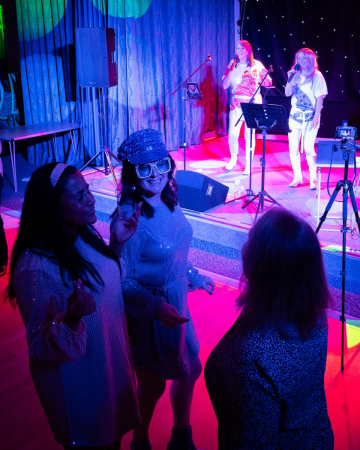 Take A Chance On Three – ABBA Tribute - Photo 3