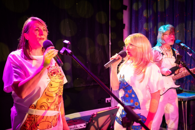 Take A Chance On Three – ABBA Tribute - Photo 5