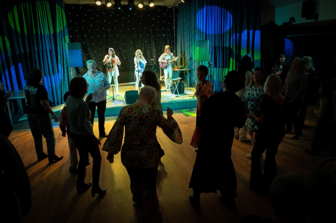 Take A Chance On Three – ABBA Tribute - Photo 13